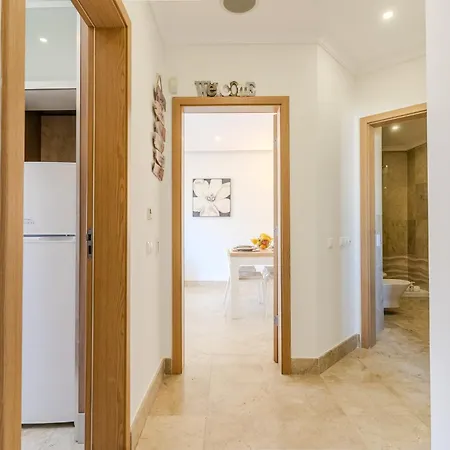 Apartman #325 Areias Walk To